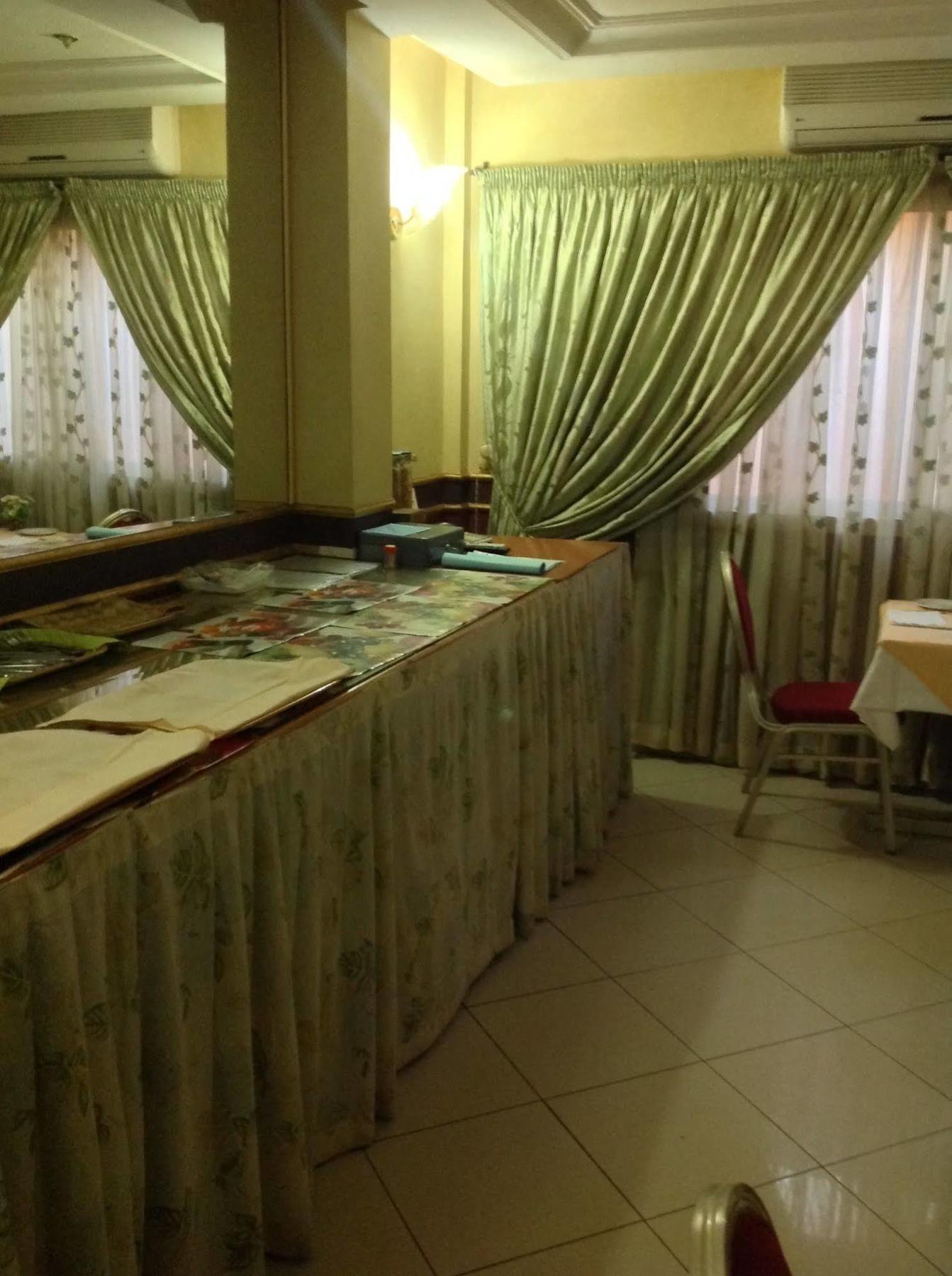 Faso Hotel واغادوغو المظهر الخارجي الصورة
